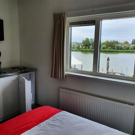Hotel Restaurant Lakeside Uithoorn Exteriér fotografie